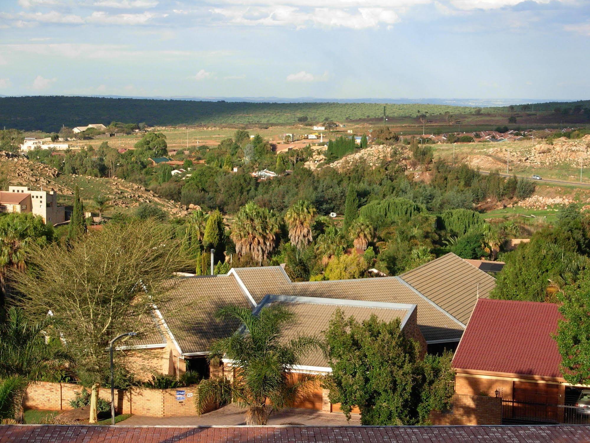 Magaliqua Guest House Noordheuwel Dış mekan fotoğraf