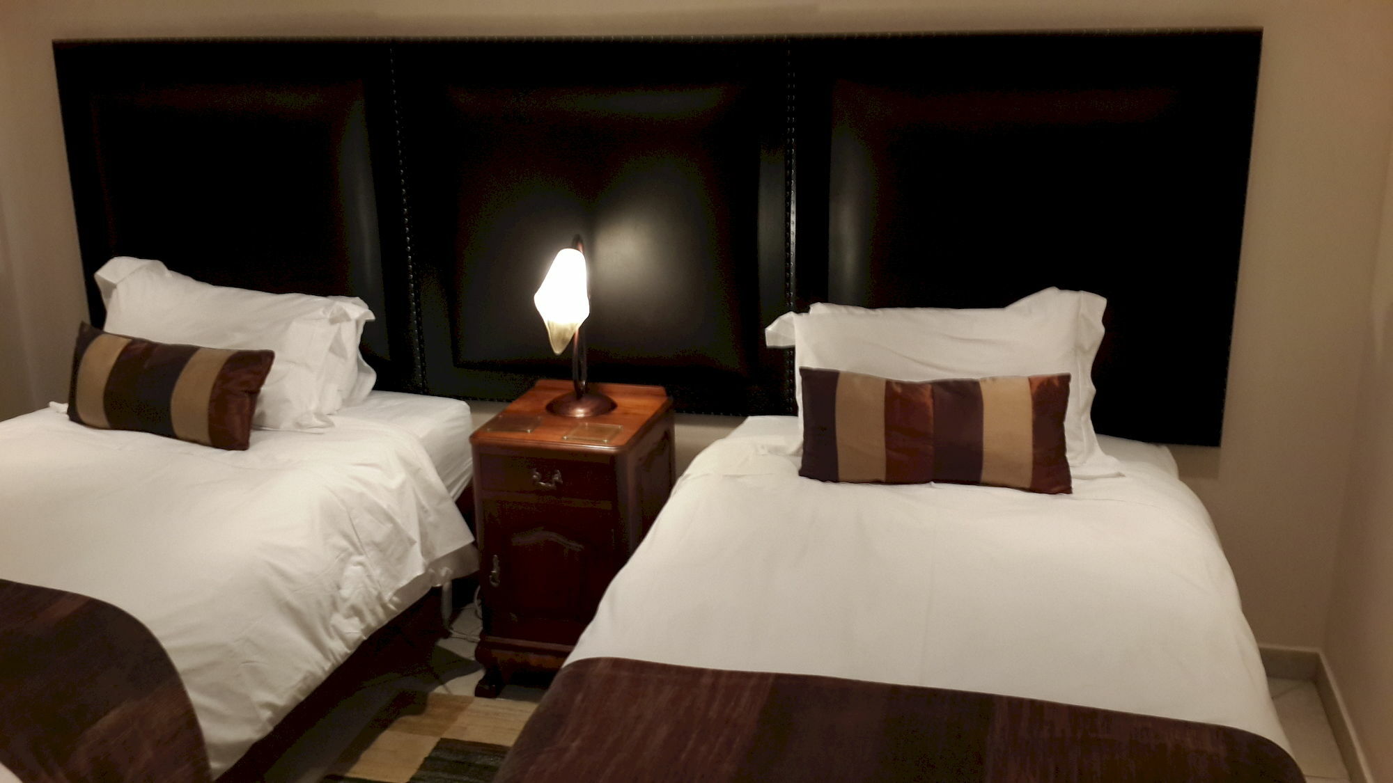 Magaliqua Guest House Noordheuwel Dış mekan fotoğraf